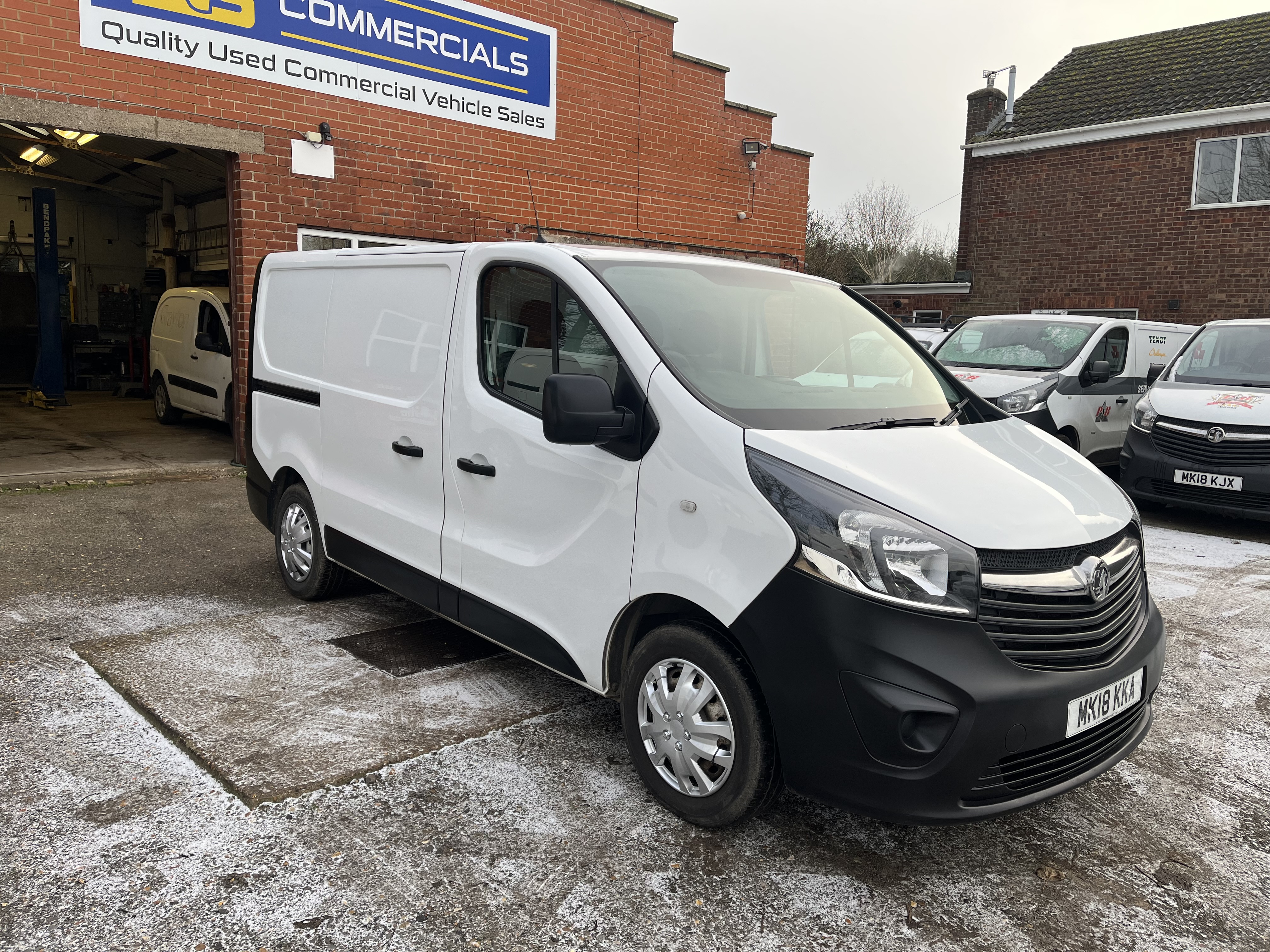 ’18’ VAUXHALL VIVARO 2900 SWB L1H1