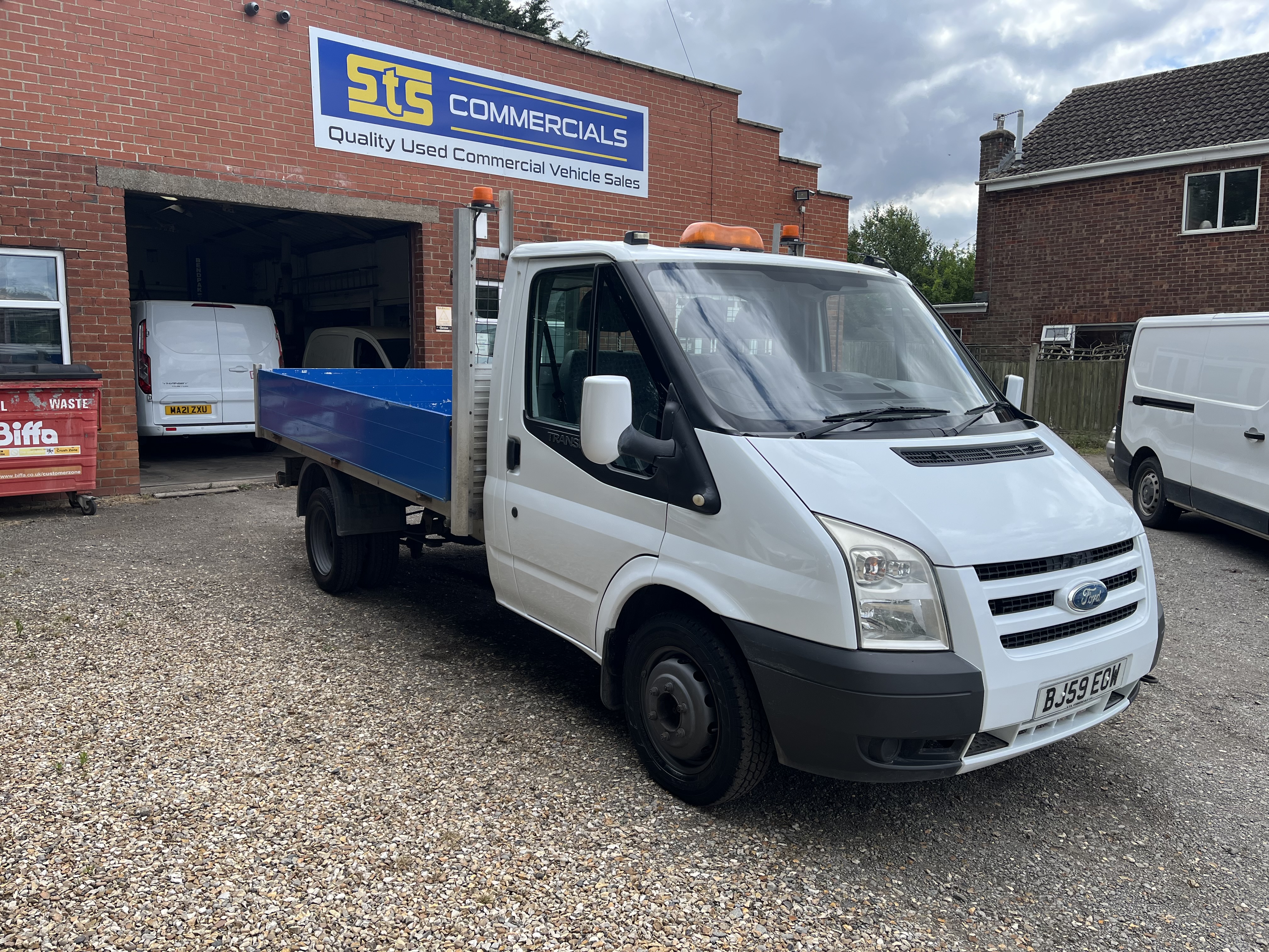 ’59’ Ford Transit 350 115ps L2 Drop-Sider