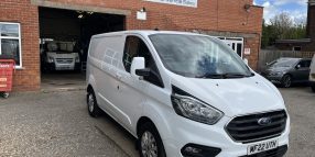 ’22’ Ford Transit Custom 300 LIMITED L1H1